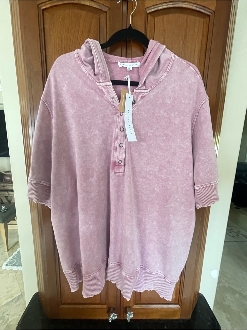 Jane and Delancey Vintage-Wash Pink Short-Sleeve Hooded Sweater